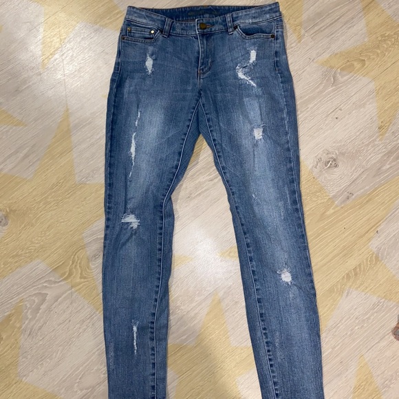 Michael Kors Minimal Rip Jean ☆ - Picture 1 of 5